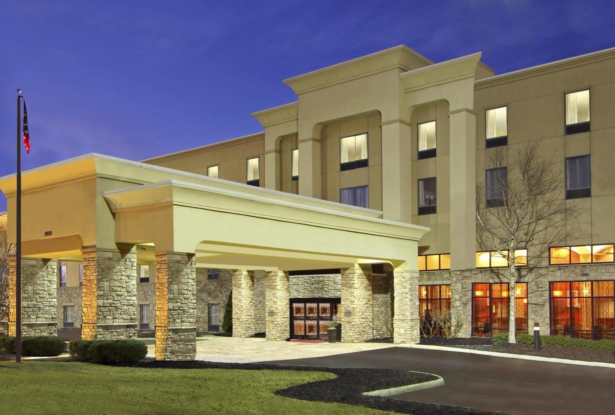 Hampton Inn & Suites Columbus Хилиърд Екстериор снимка